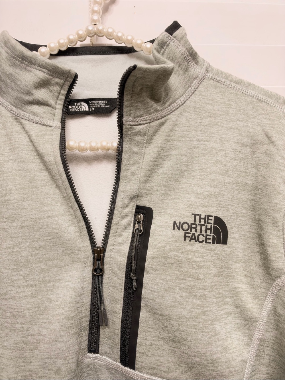 The North Face Men’s Light Gray Half-Zip Fleece Pullover